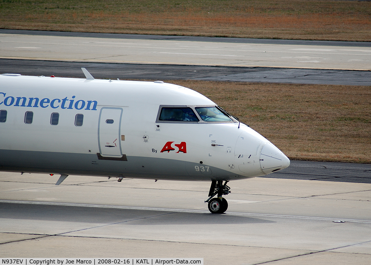 N937EV, 2005 Bombardier CRJ-200ER (CL-600-2B19) C/N 8042, @ATL