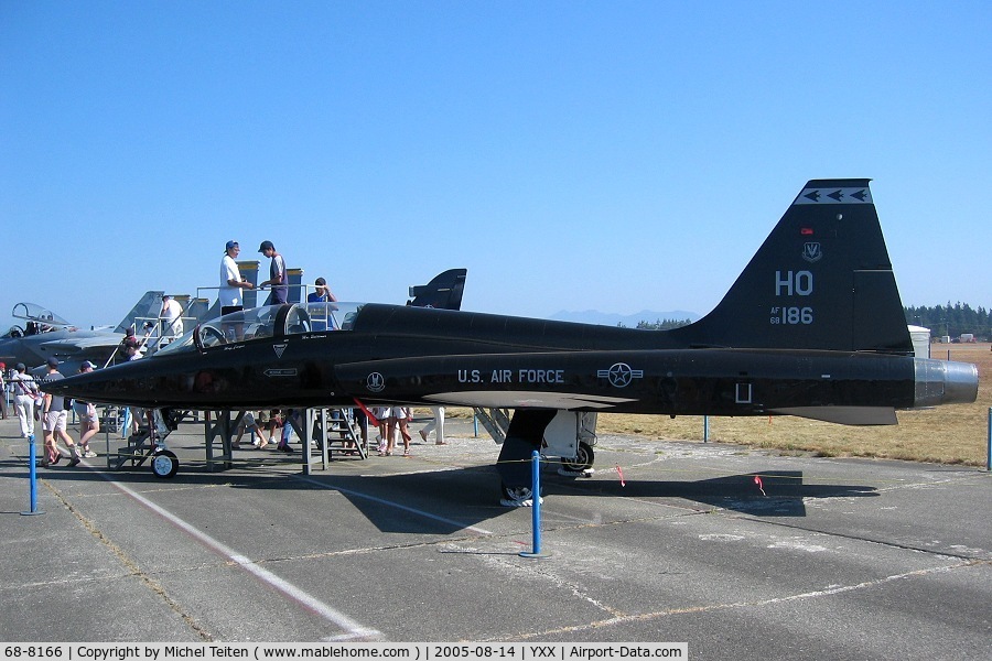 68-8166, 1968 Northrop T-38A Talon C/N T.6171, From 7th CTS / 49th FW