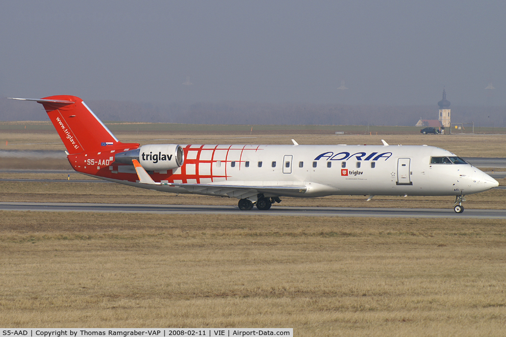 S5-AAD, 1997 Canadair CRJ-200LR (CL-600-2B19) C/N 7166, Adria Airways Canadair Regionaljet