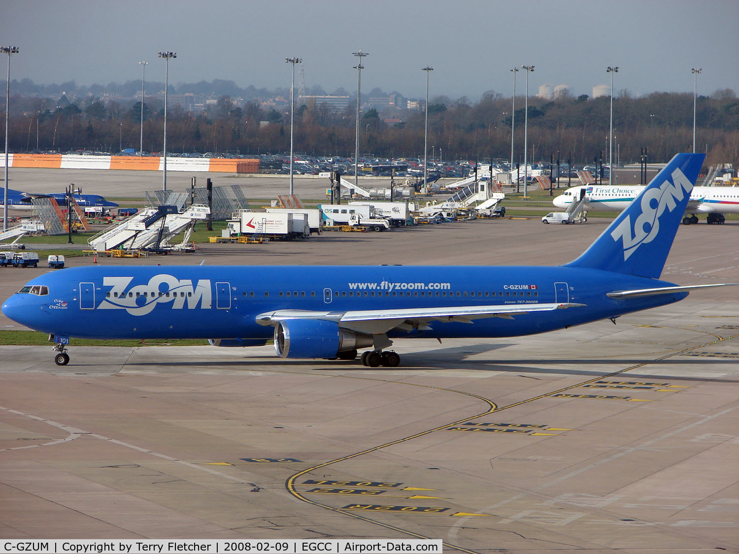 C-GZUM, 1993 Boeing 767-328 C/N 27135, Zoom Canada B767 at Manchester in Feb 2008