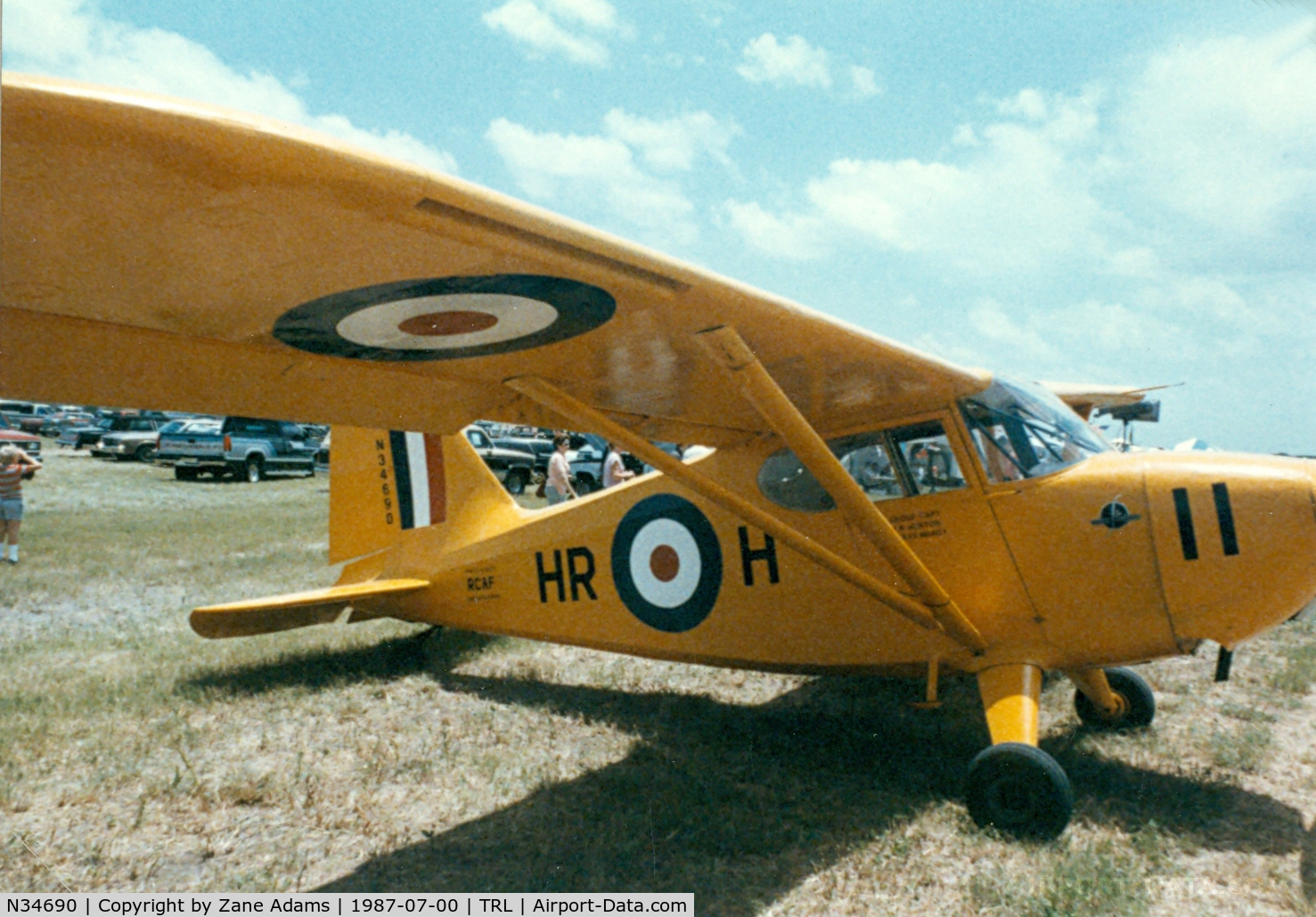N34690, 1941 Stinson 10A C/N 7990, At Terrell Airshow