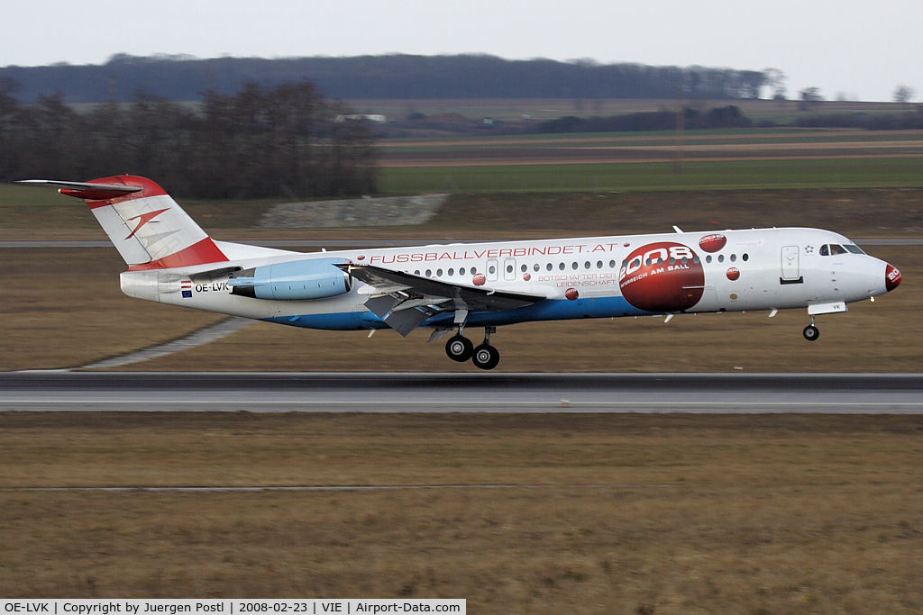 OE-LVK, 1992 Fokker 100 (F-28-0100) C/N 11397, Euro2008 - Fokker100