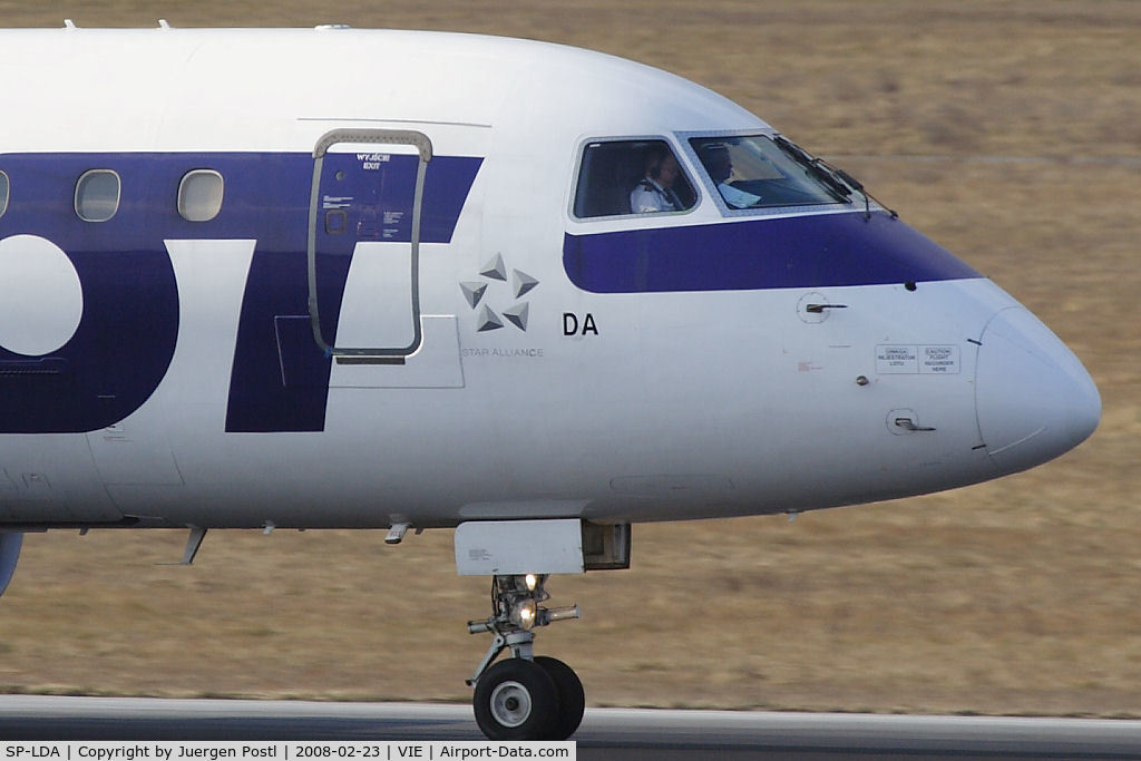 SP-LDA, 2004 Embraer 170ST (ERJ-170-100ST) C/N 17000023, 2004 Embraer ERJ-170-100ST