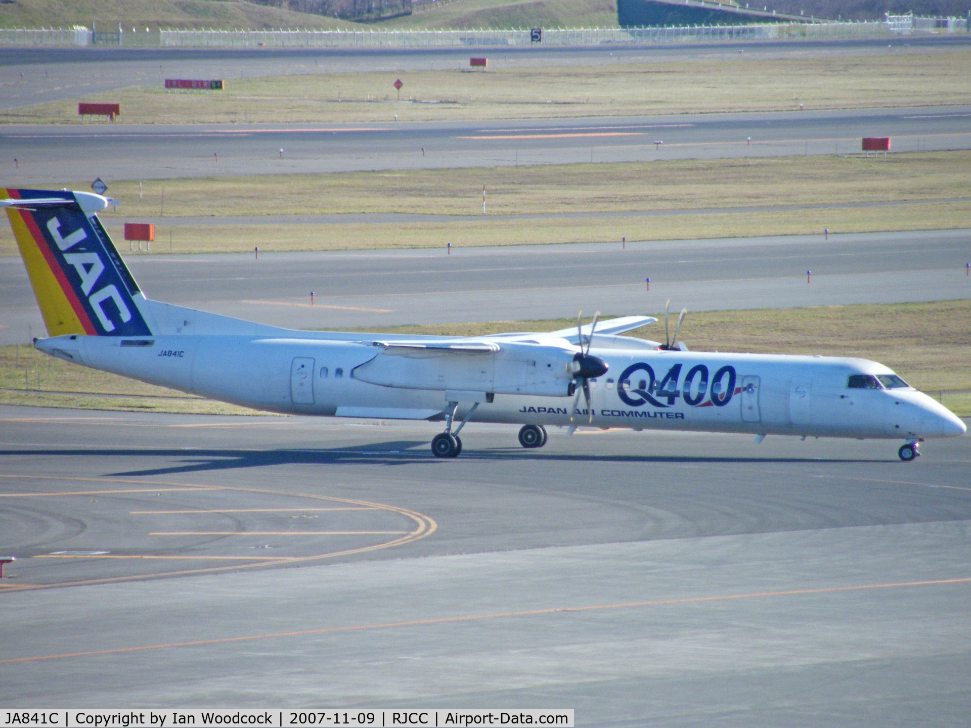 JA841C, 2002 De Havilland Canada DHC-8-402Q Dash 8 C/N 4072, DHC 8-Q-402/Japan Air Commuter/Chitose