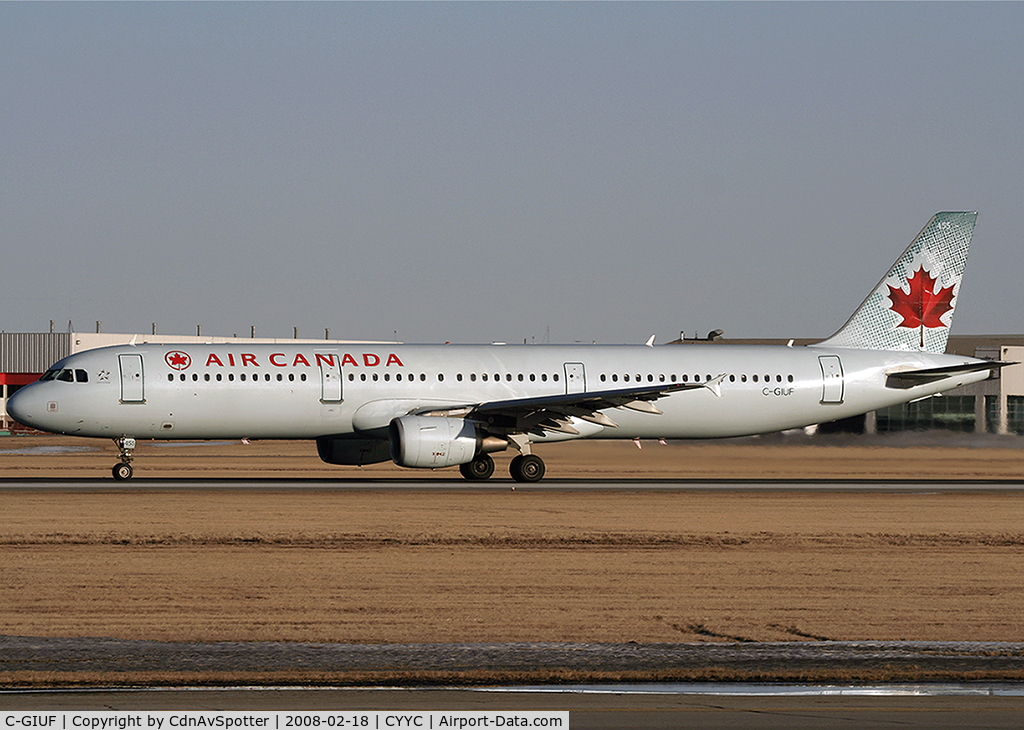 C-GIUF, 2001 Airbus A321-211 C/N 1638, Air Canada A321 on the roll for take-off on Rwy 34