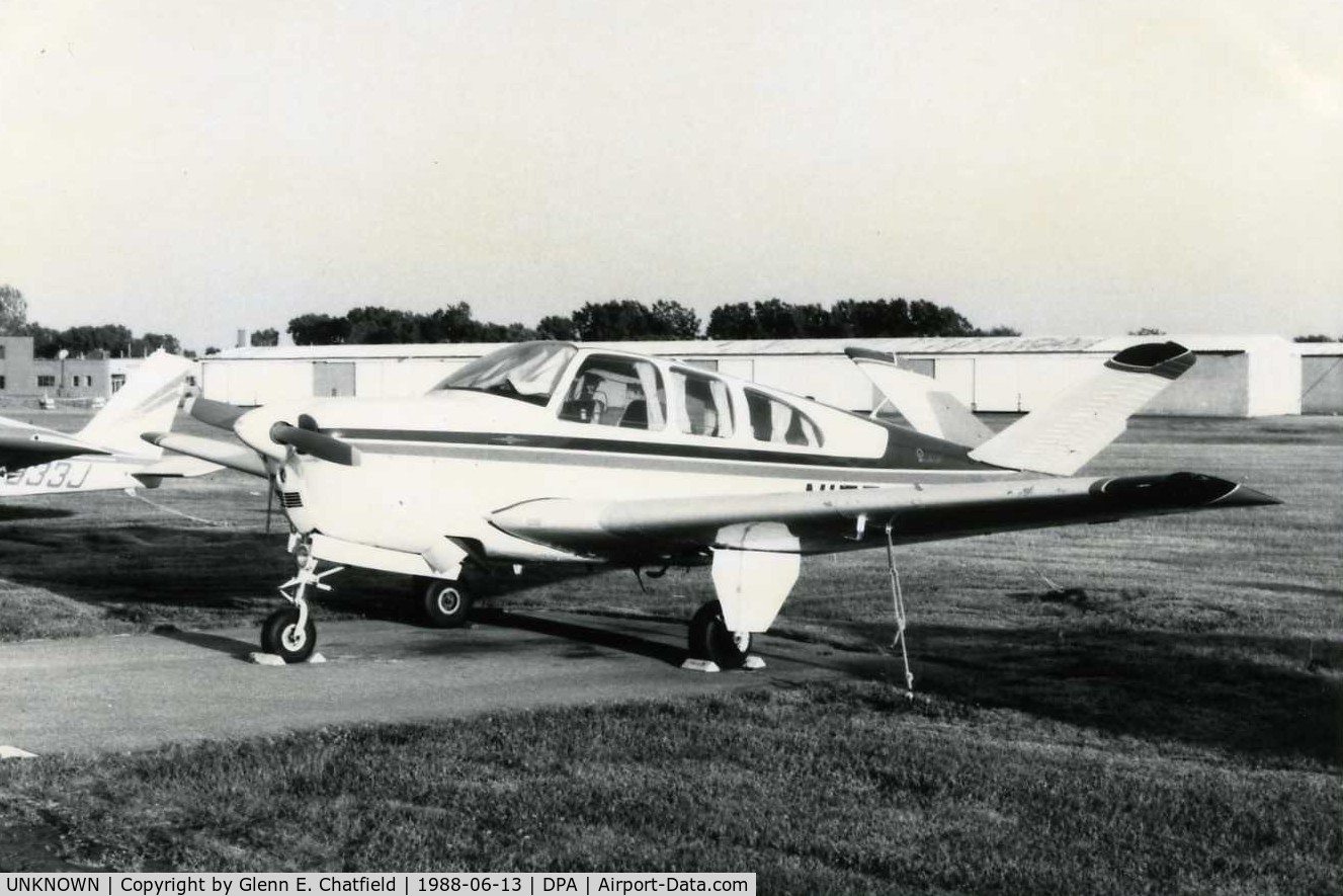 UNKNOWN, , Photo taken for aircraft recognition training.  Bonanza 35