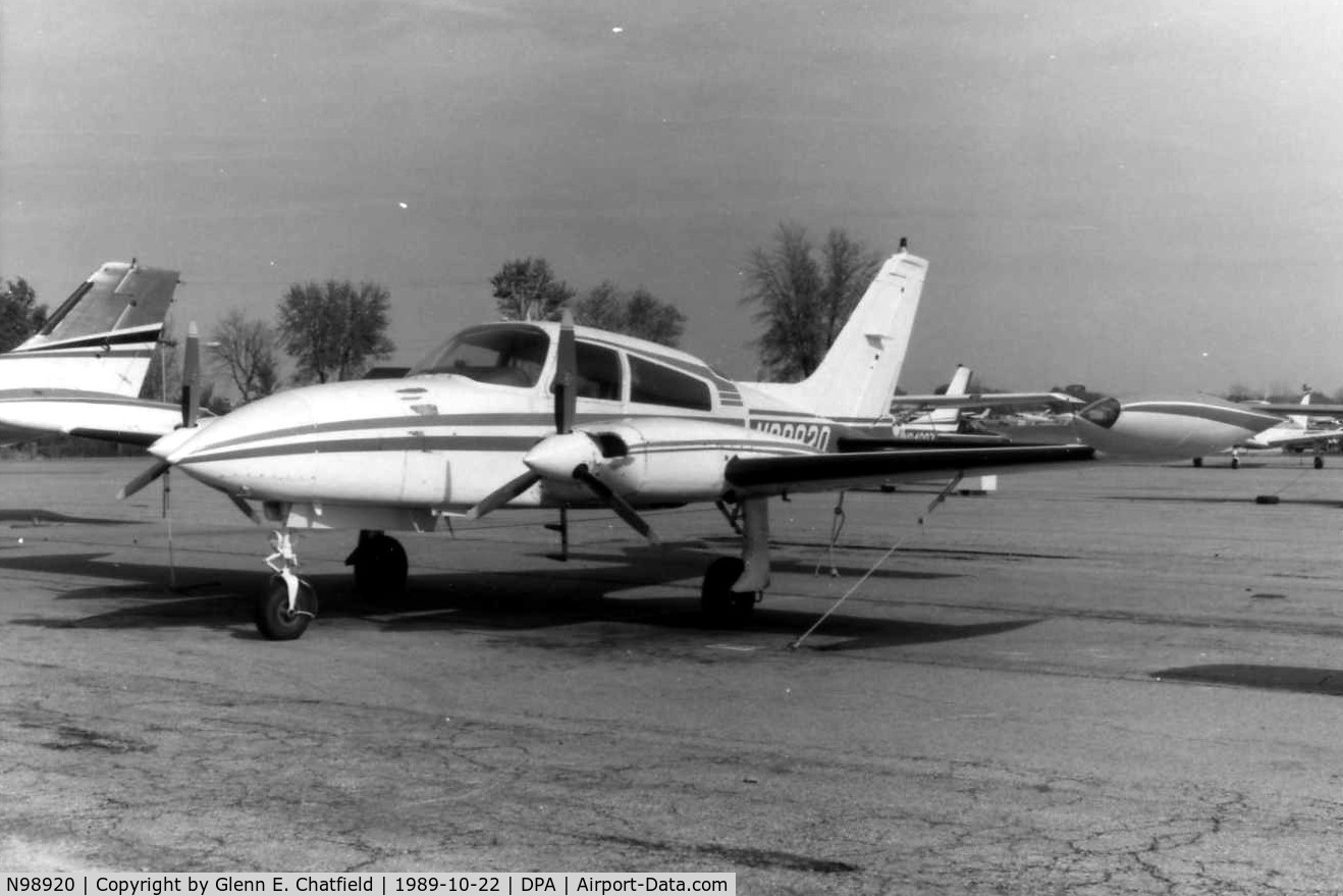 N98920, 1976 Cessna 310R C/N 310R0647, Photo taken for aircraft recognition training.