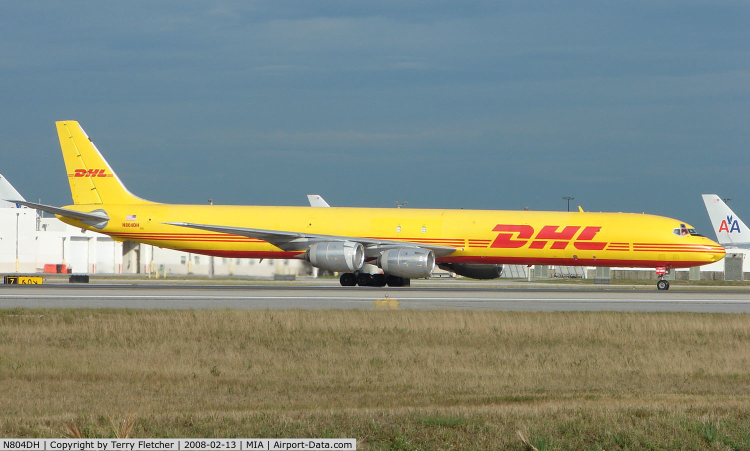 N804DH, 1969 Douglas DC-8-73F C/N 46124, The yellow DHL livery makes this DC-8 appear incredibly long