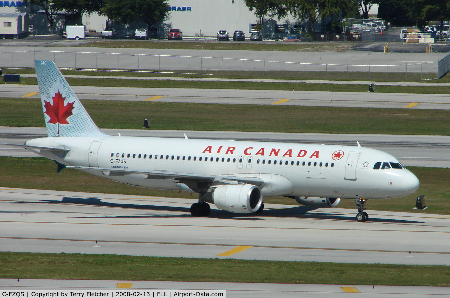 C-FZQS, 2003 Airbus A320-214 C/N 2145, Air Canada A320 taxies in at Ft Lauderdale Int