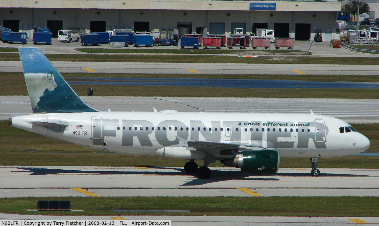 N921FR, 2003 Airbus A319-111 C/N 2010, Frontier A319s are always a pleasure to photograph
