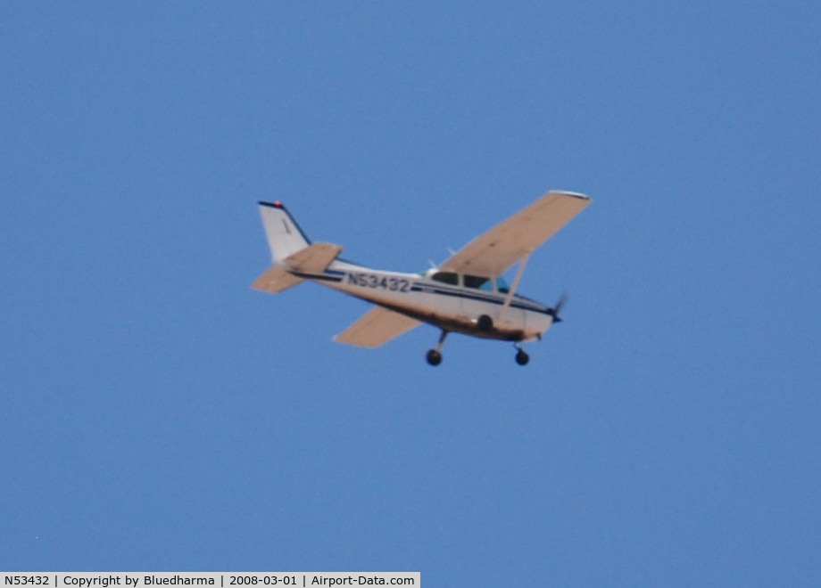 N53432, 1981 Cessna 172P C/N 17274748, Flight over Columbine High School.