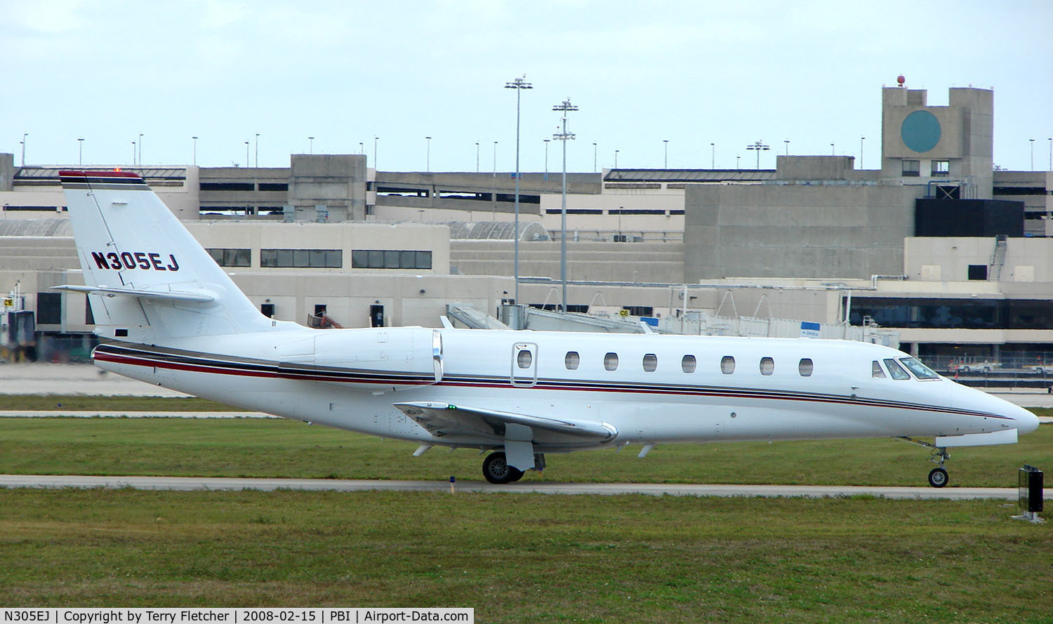 N305EJ, 2006 Cessna 680 Citation Sovereign C/N 680-0105, The business aircraft traffic at West Palm Beach on the Friday before President's Day always provides the aviation enthusiast / photographer with a treat
