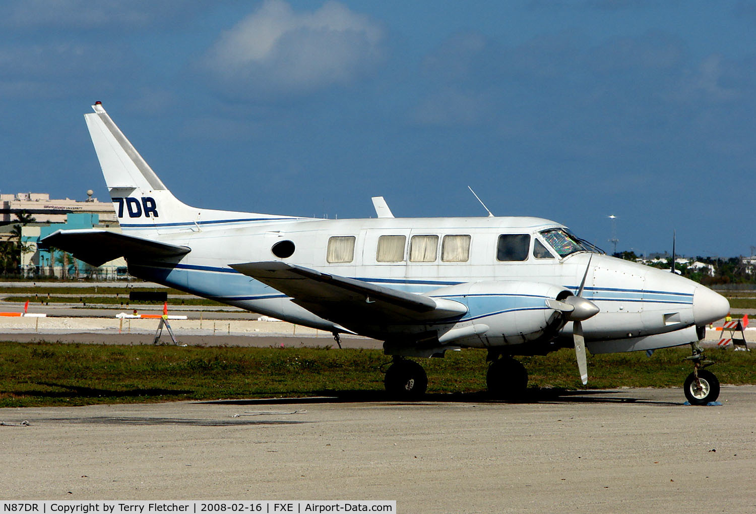 N87DR, 1969 Beech 65-B80 Queen Air C/N LD-414, This 1969 Queen Air looks to have seen better days