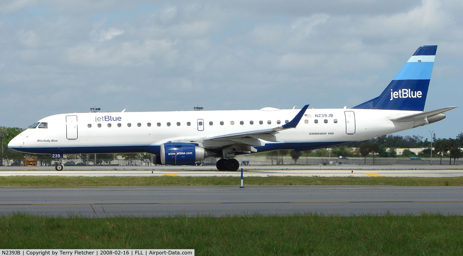 N239JB, 2006 Embraer 190AR (ERJ-190-100IGW) C/N 19000040, Jetblue Embraer 190 at Ft.Lauderdale Int