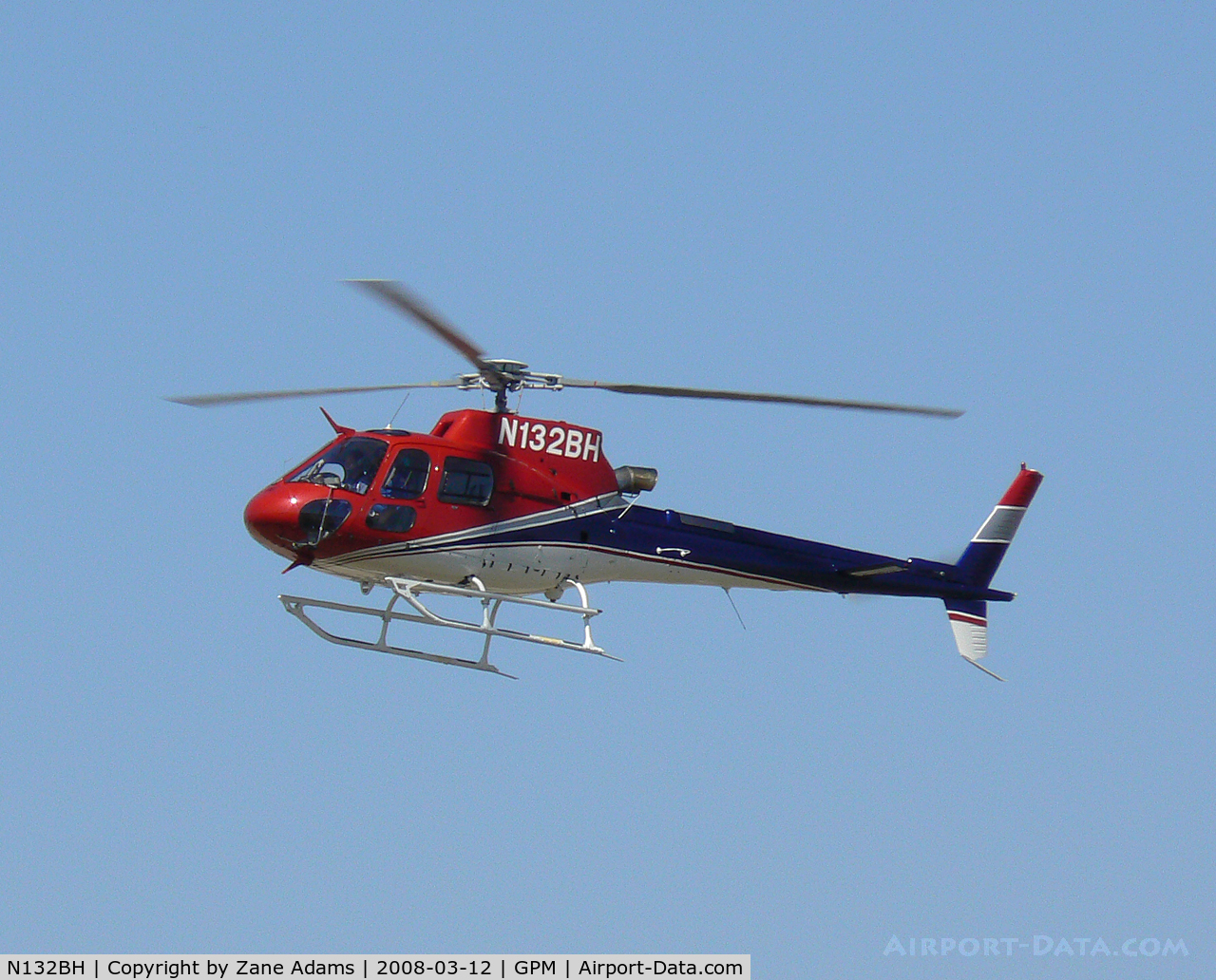 N132BH, 2007 Eurocopter AS-350B-3 Ecureuil Ecureuil C/N 4374, At Grand Prairie Municipal