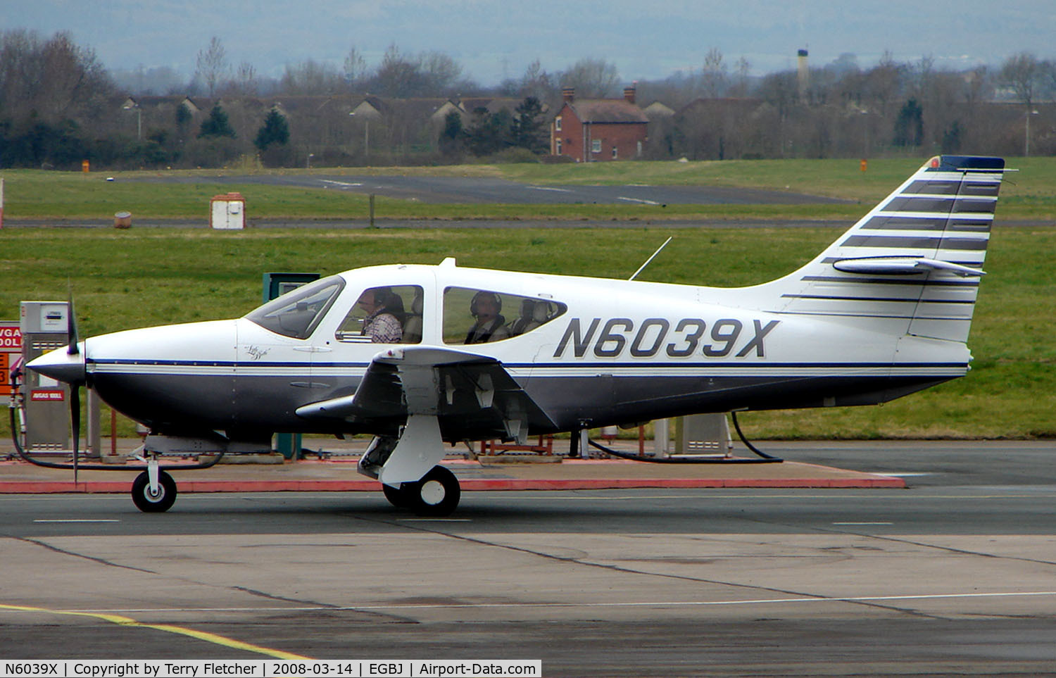 N6039X, 1995 Rockwell Commander 114-B C/N 14639, A visitor to Gloucestershire Airport on the day of the horse racing Gold Cup  at the nearby Cheltenham Racecourse