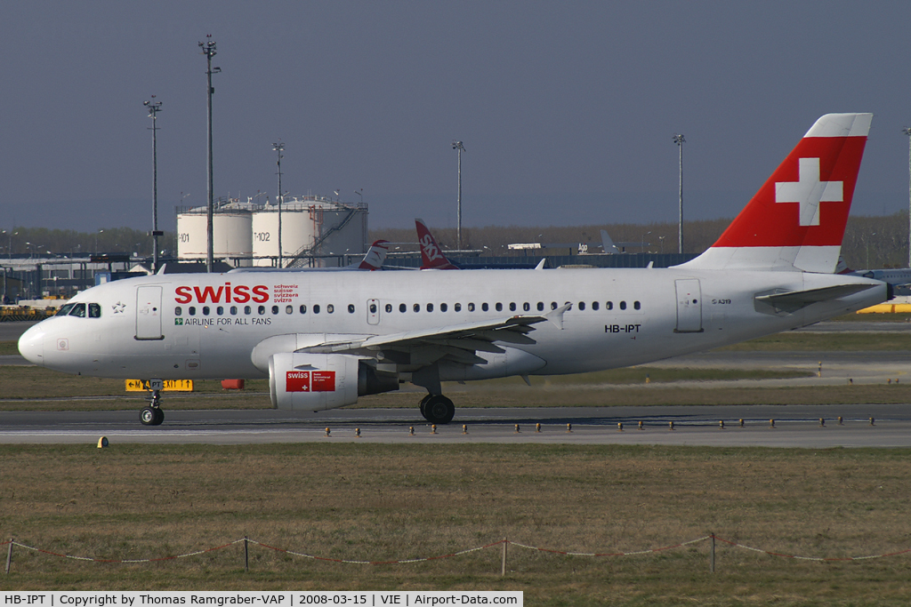 HB-IPT, 1997 Airbus A319-112 C/N 727, Swiss International Airlines Airbus A319