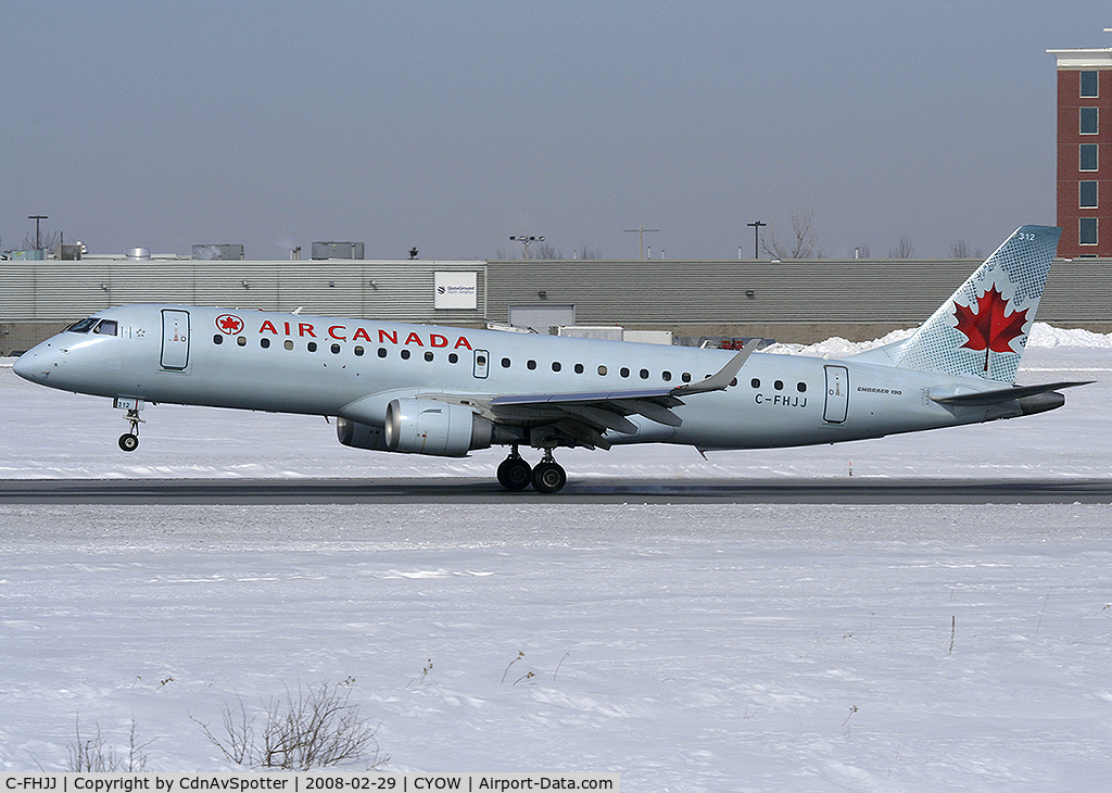 C-FHJJ, 2006 Embraer 190AR (ERJ-190-100IGW) C/N 19000041, Air Canada E190 Touchdown on Rwy 25 inbound from YYZ