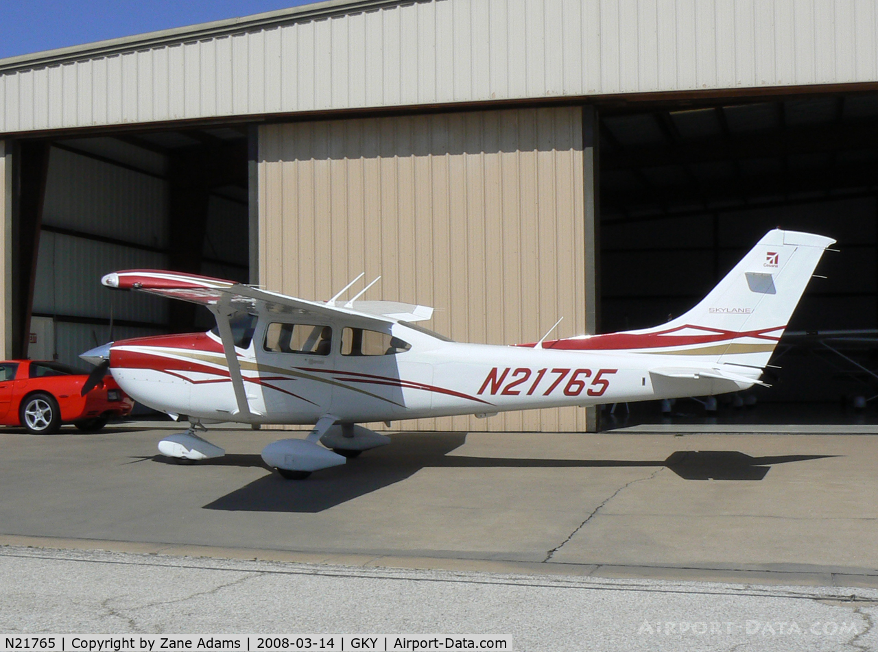 N21765, 2007 Cessna 182T Skylane C/N 18281943, At Arlington Municipal