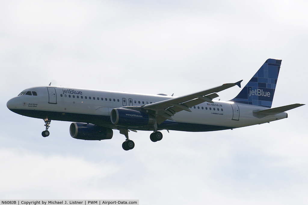 N608JB, 2005 Airbus A320-232 C/N 2415, On approach to Portland Jet Port