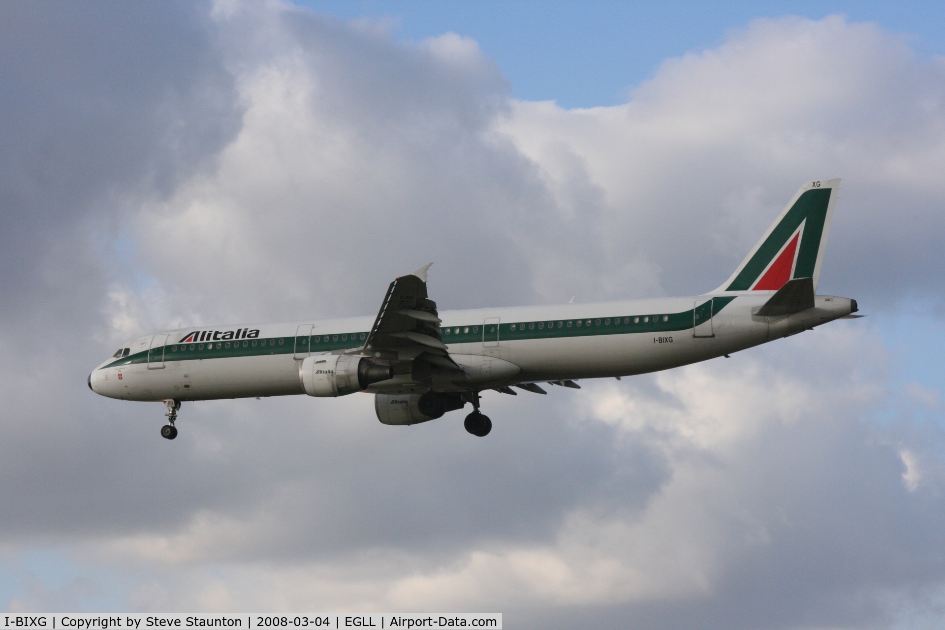 I-BIXG, 1995 Airbus A321-112 C/N 516, Taken at Heathrow Airport March 2008