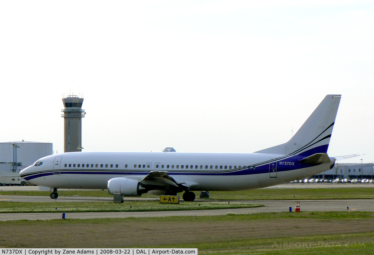 N737DX, 1990 Boeing 737-408 C/N 24804, At Love Field - Dallas