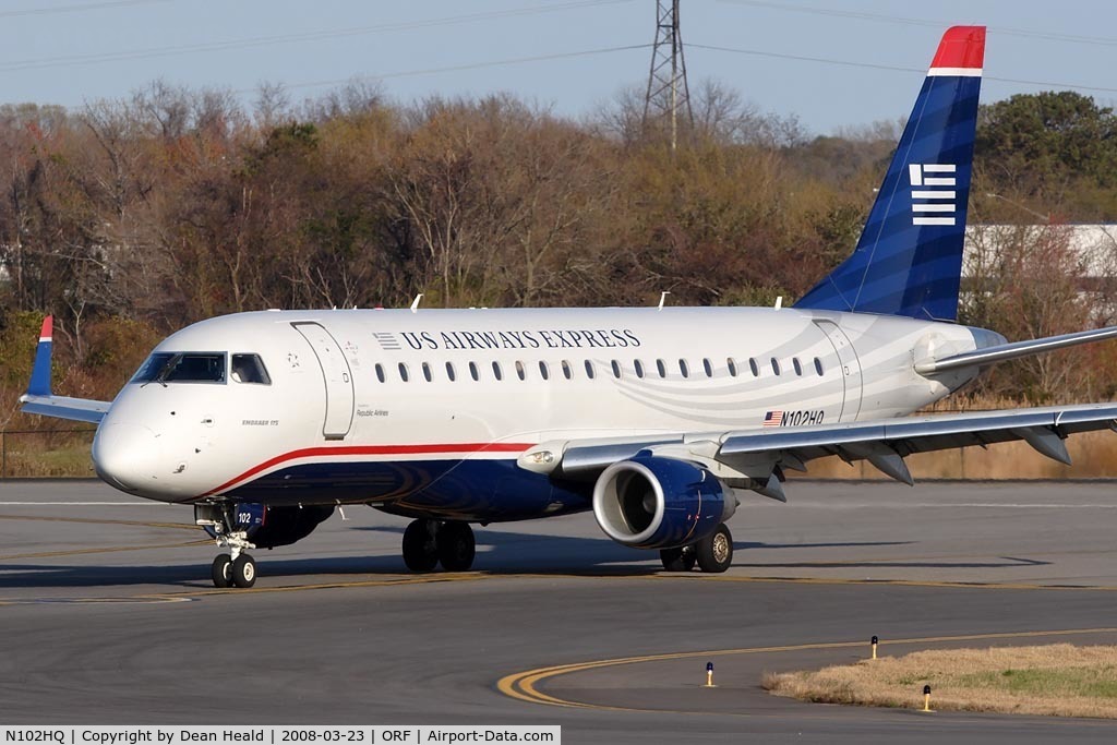 N102HQ, 2007 Embraer 175LR (ERJ-170-200LR) C/N 17000157, US Airways Express (operated by Republic Airlines) N102HQ (FLT RPA3268) exitting RWY 5 at Taxiway 