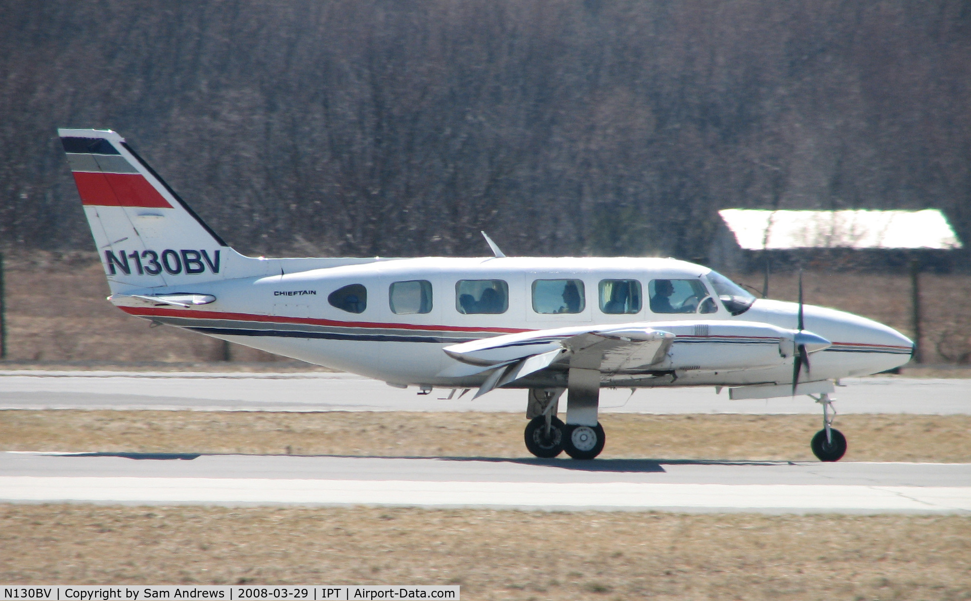 N130BV, Piper PA-31-350 Chieftain C/N 31-7952216, Rolling out!  He hasn't even put any weight on his tires.