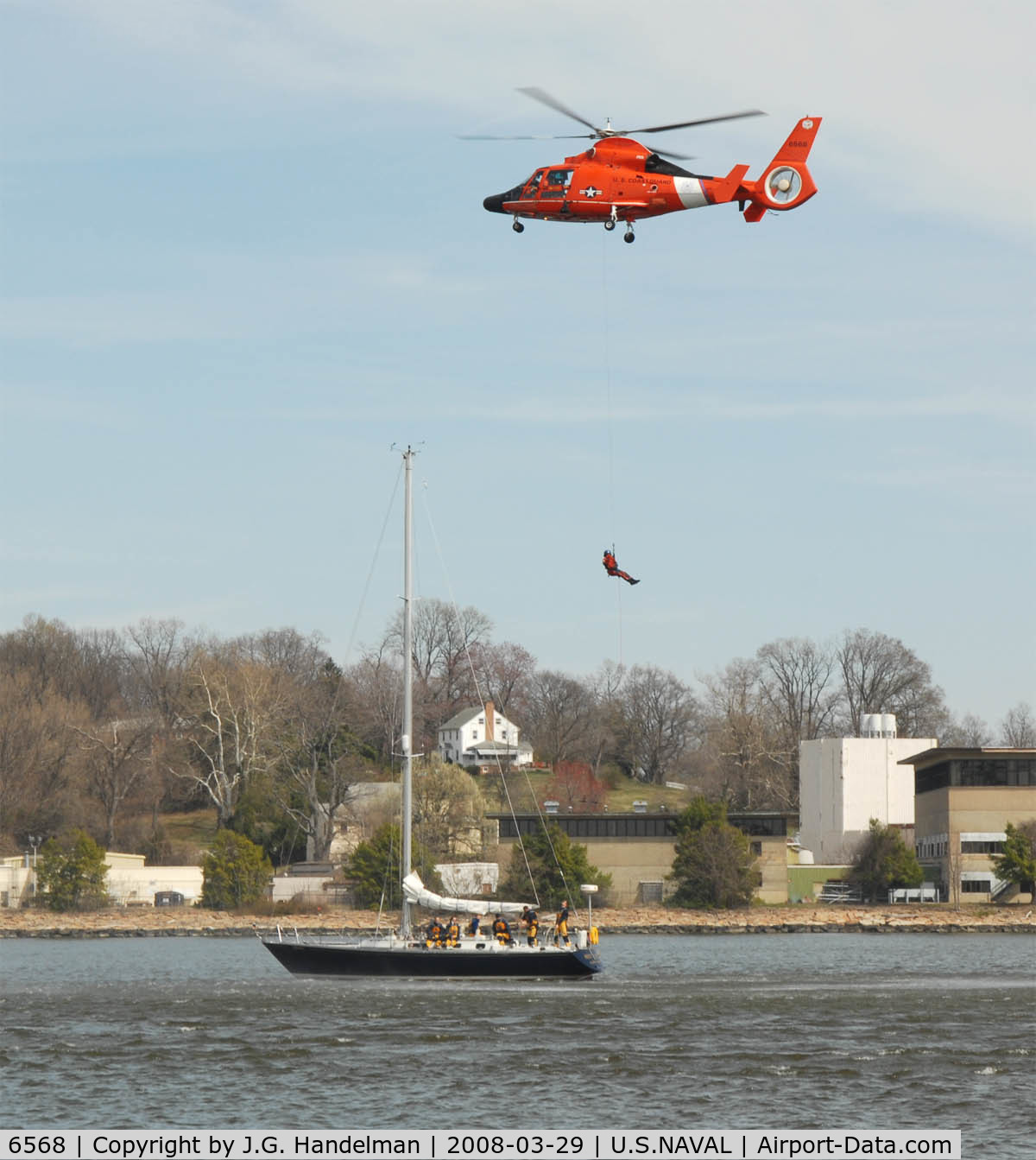 6568, Aérospatiale HH-65A Dolphin C/N 6259, retrieving rescue swimmer at U.S.Naval Academy