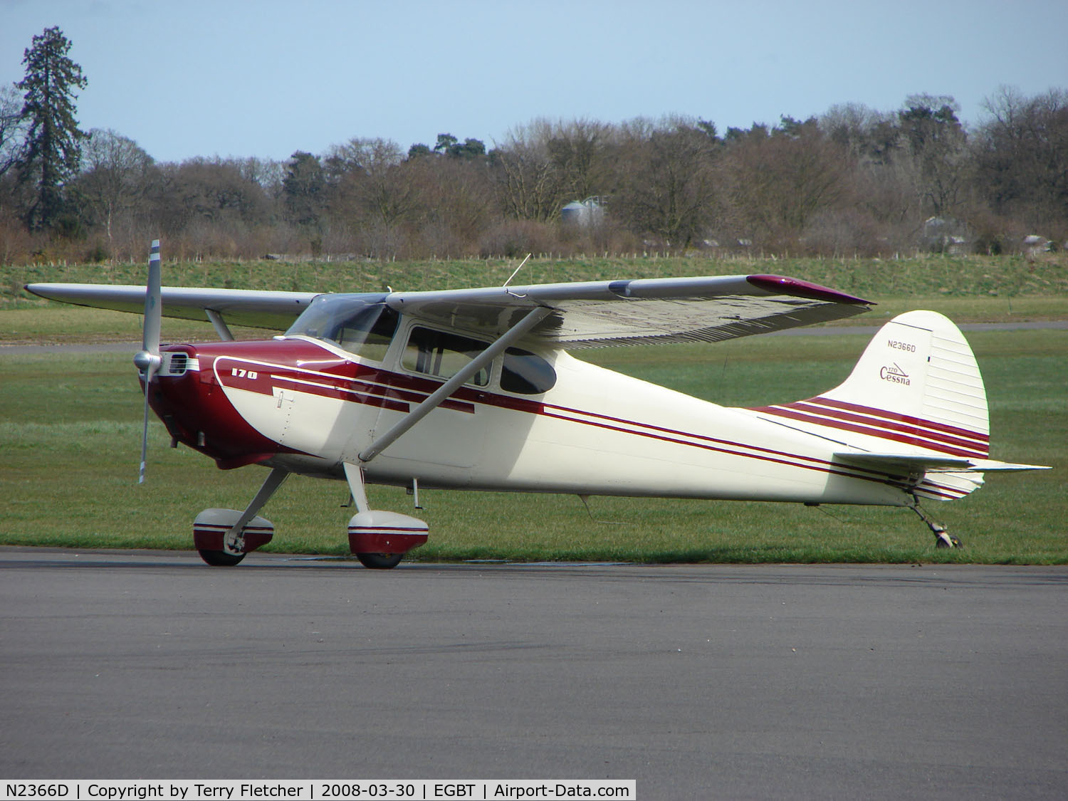 N2366D, 1952 Cessna 170B C/N 20518, The Buckinghamshire airfield at Turweston always has a good variety of aircraft movements