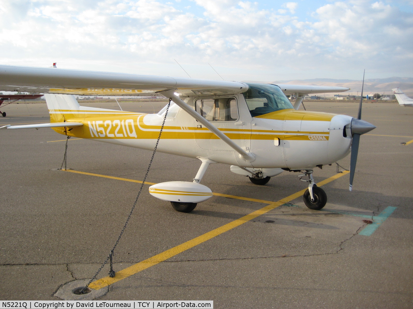N5221Q, 1971 Cessna 150L C/N 15073121, N5221Q @ Tracy, CA
