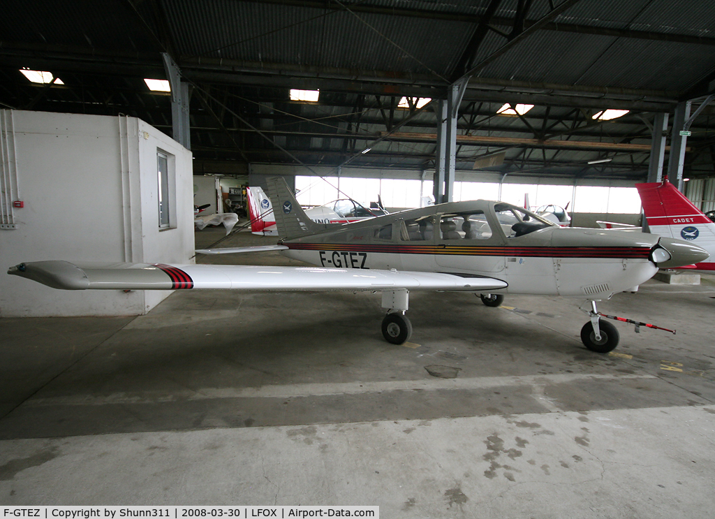 F-GTEZ, Piper PA-28-181 Archer C/N 28-90165, Inside GAMA Airclub hangar