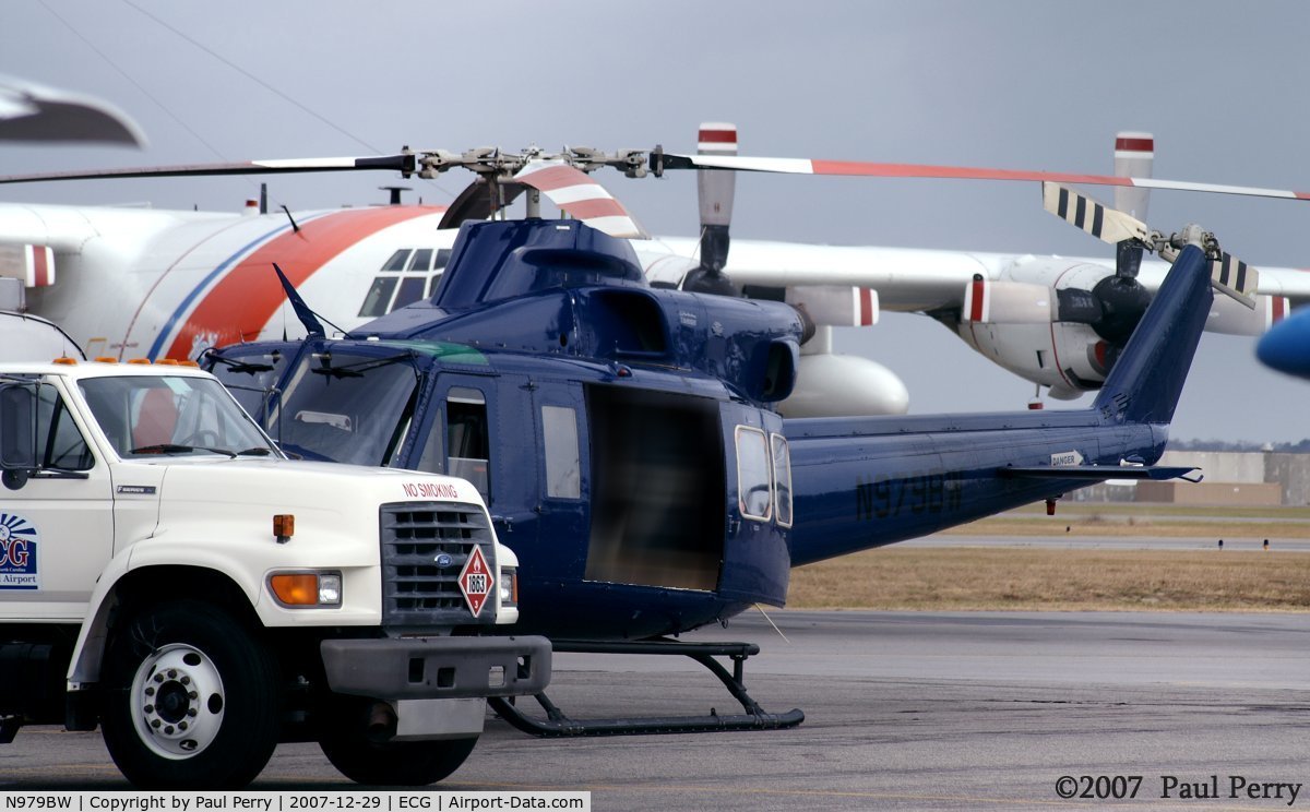 N979BW, 1985 Bell 412 C/N 33111, Gas time on the ramp