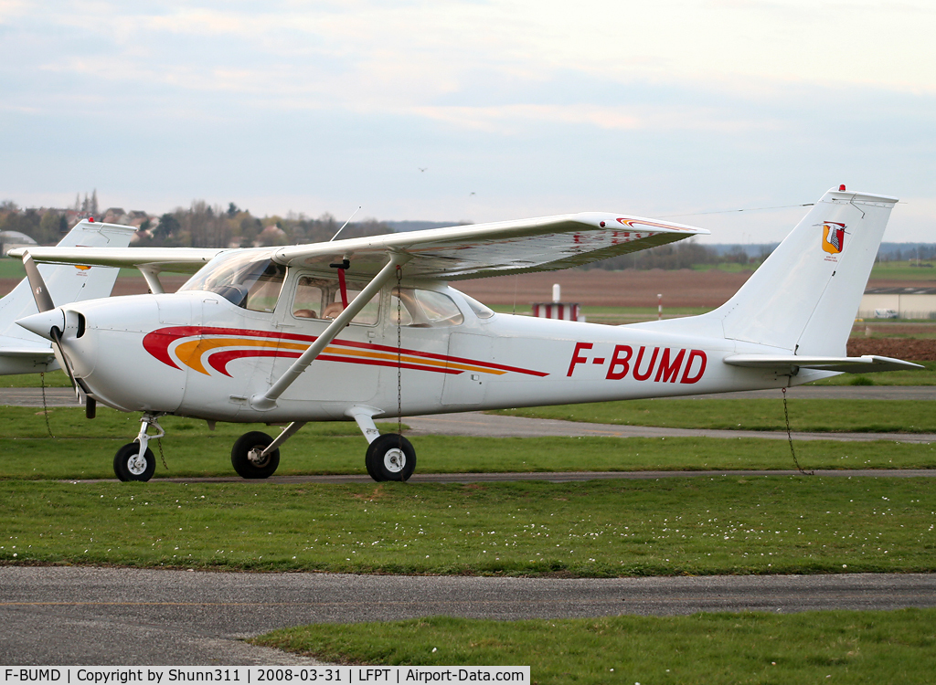 F-BUMD, Reims F172L Skyhawk C/N 0904, At the Airclub...