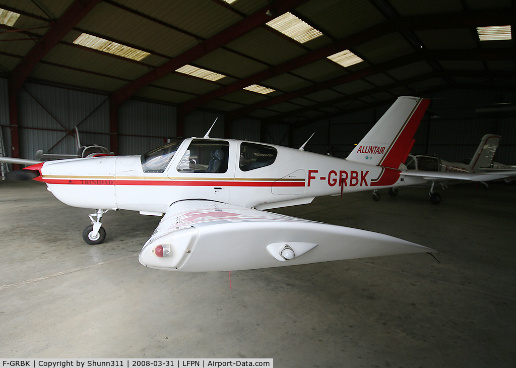 F-GRBK, 1997 Socata TB-20 C/N 1825, Inside Airclub's hangar... Thanks to Allintair crew members to let me take all the fleet ;-)