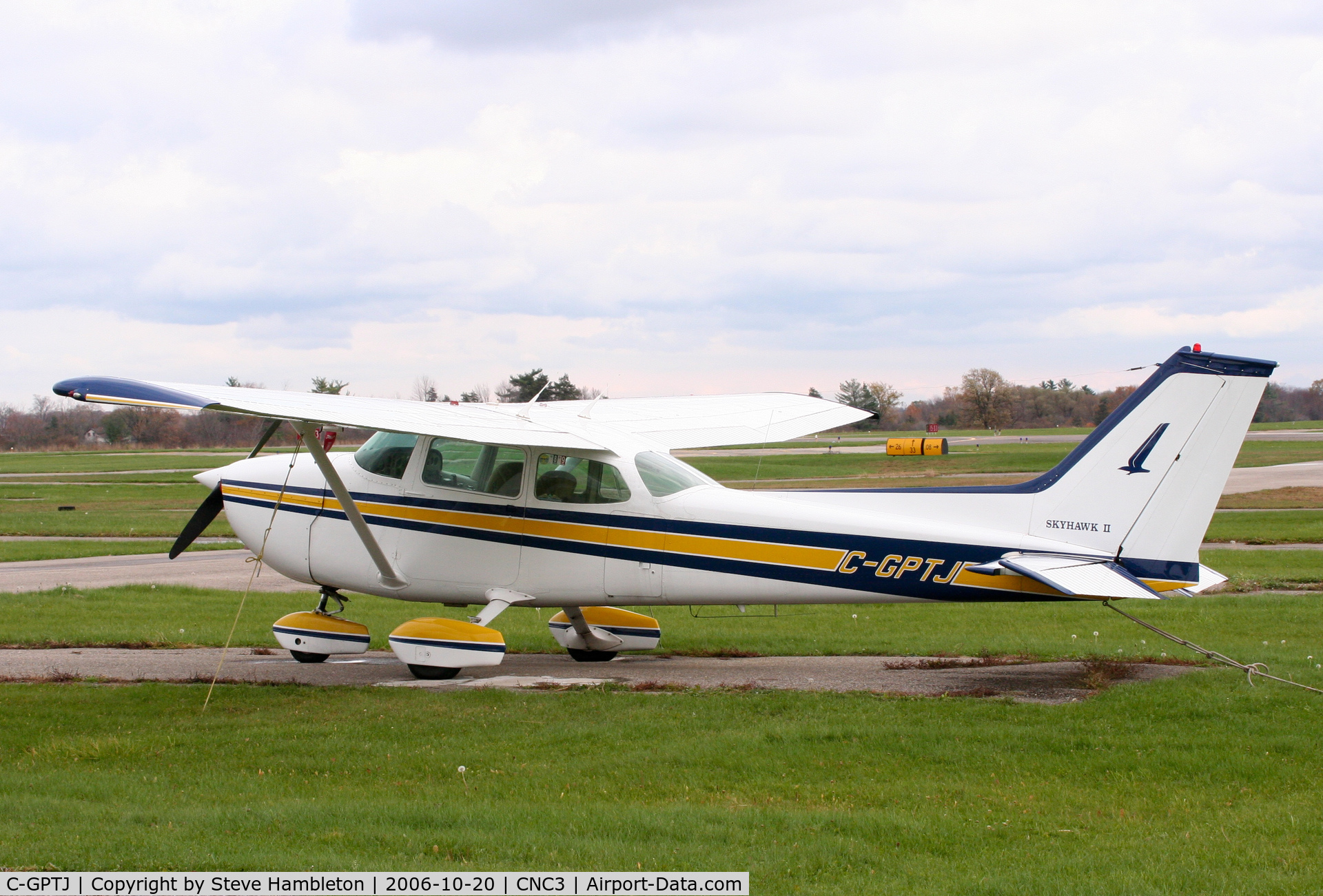C-GPTJ, 1974 Cessna 172M C/N 17262608, At Brampton, Ontario
