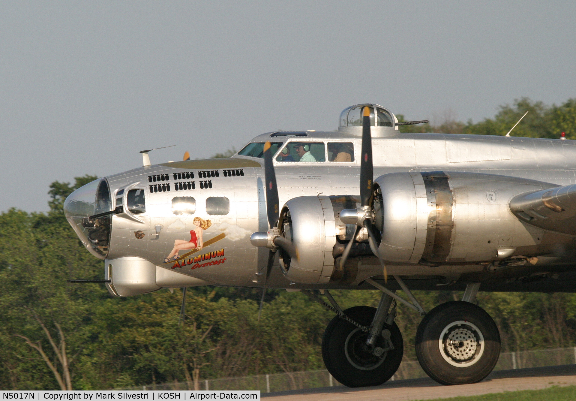 N5017N, 1944 Lockheed/Vega (Boeing) B-17G-105-VE Flying Fortress C/N 8649, Oshkosh 2006