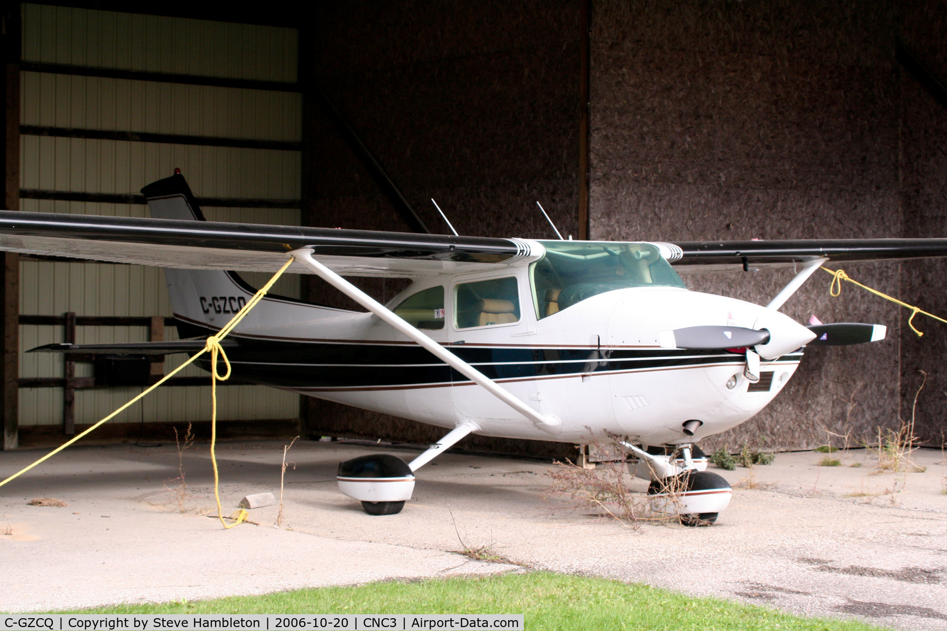 C-GZCQ, 1977 Cessna 182Q Skylane C/N 18265775, At Brampton Ontario