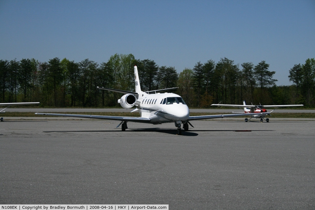 N108EK, 1999 Cessna 560 Citation Excel C/N 560-5032, A great day to take pictures.