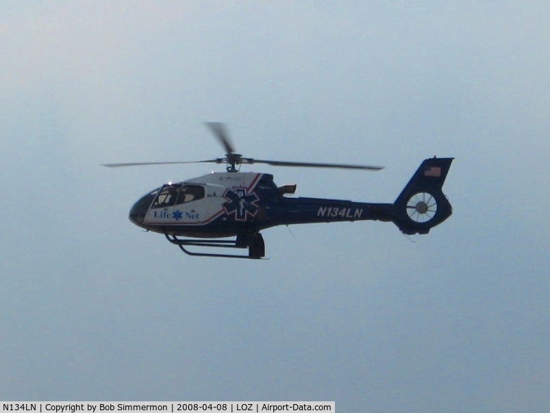 N134LN, 2005 Eurocopter EC-130B-4 (AS-350B-4) C/N 3985, Landing at London-Corbin, KY