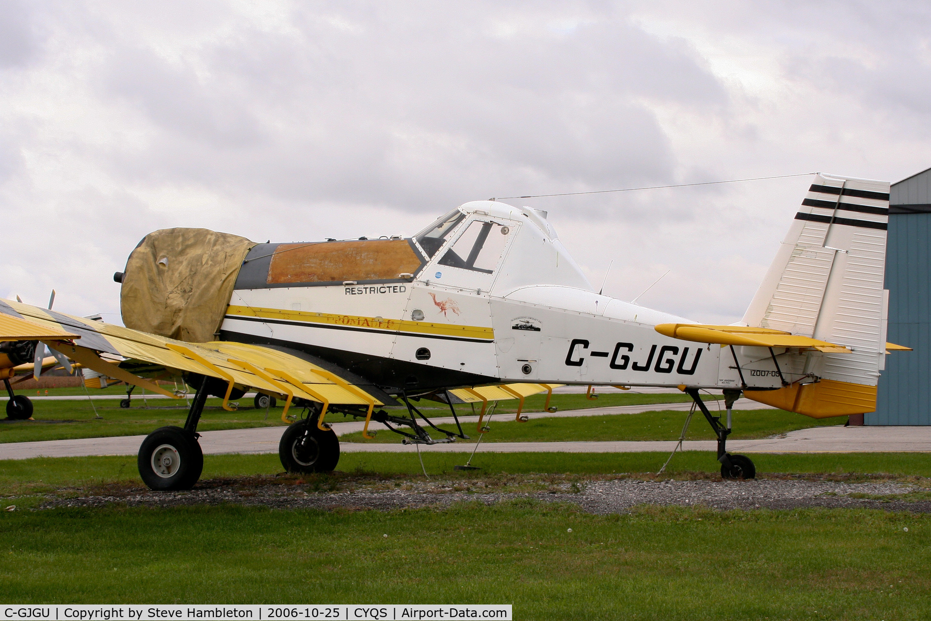 C-GJGU, 1981 PZL-Mielec M-18 Dromader C/N 1Z007-05, At St Thomas Municipal, ON