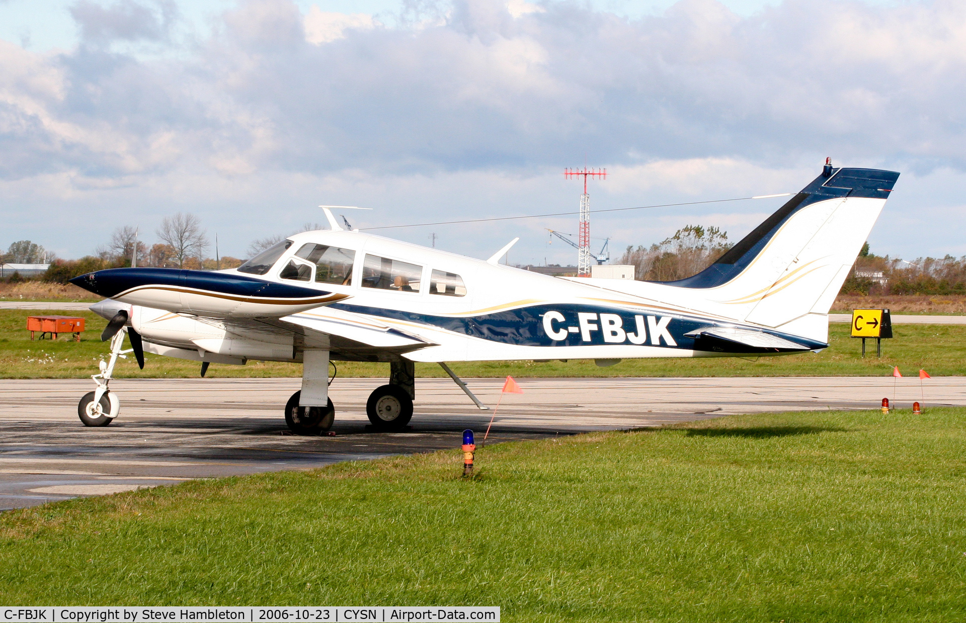 C-FBJK, 1965 Cessna 310J C/N 310J0067, At Niagara Falls, St Catherines