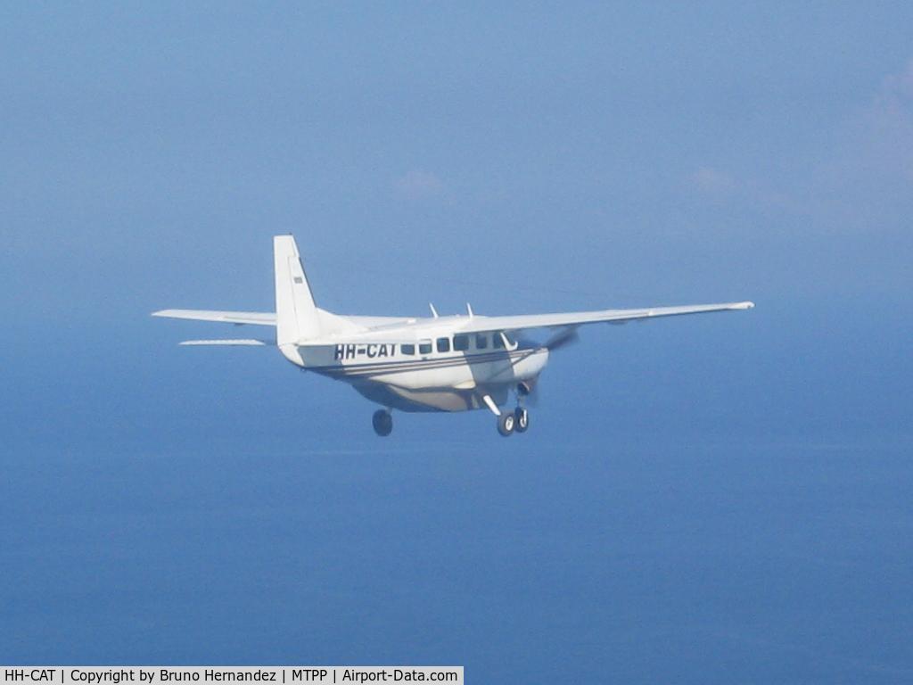 HH-CAT, 1985 Cessna 208 Caravan I C/N 20800062, flying arround haiti