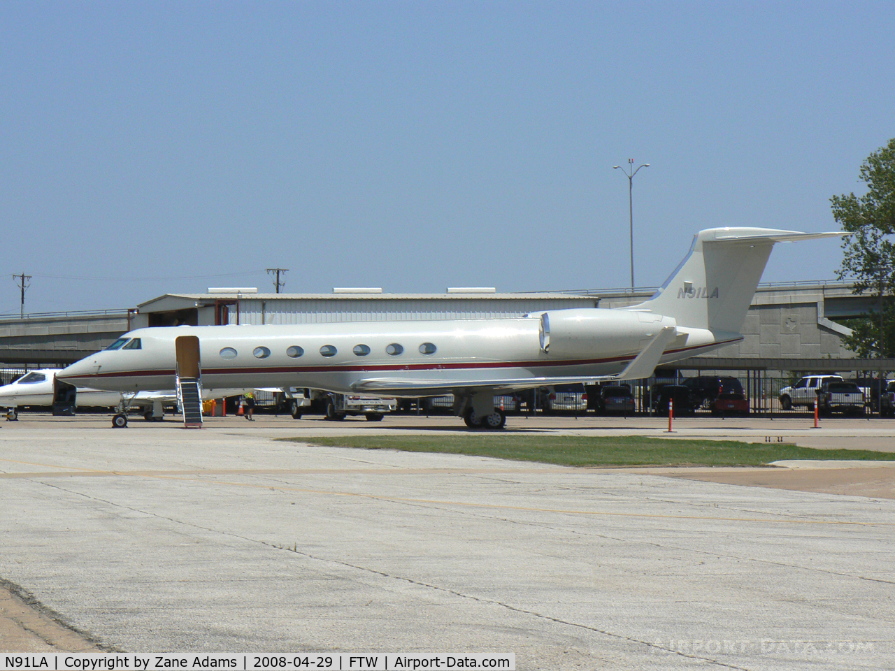 N91LA, 2003 Gulfstream Aerospace GV-SP (G550) C/N 5027, At Meacham Field