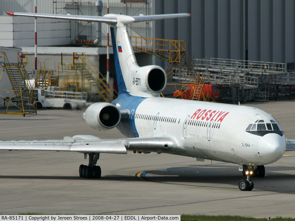 RA-85171, 1984 Tupolev Tu-154M C/N 91A893, one of my most loved type of aircraft