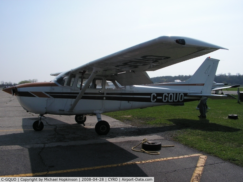 C-GQUO, 1978 Cessna 172N Skyhawk II C/N 17271119, Cessna 172 at Rockliffe April 2008