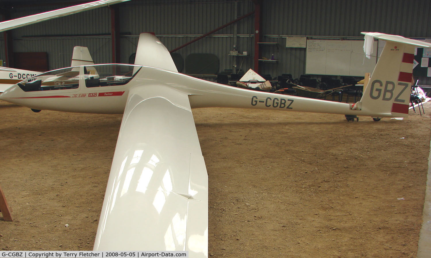G-CGBZ, 1991 Elan DG-500 Trainer C/N 5E34T10, A recent addition to the British Register at Needwood Forest Gliding Centre