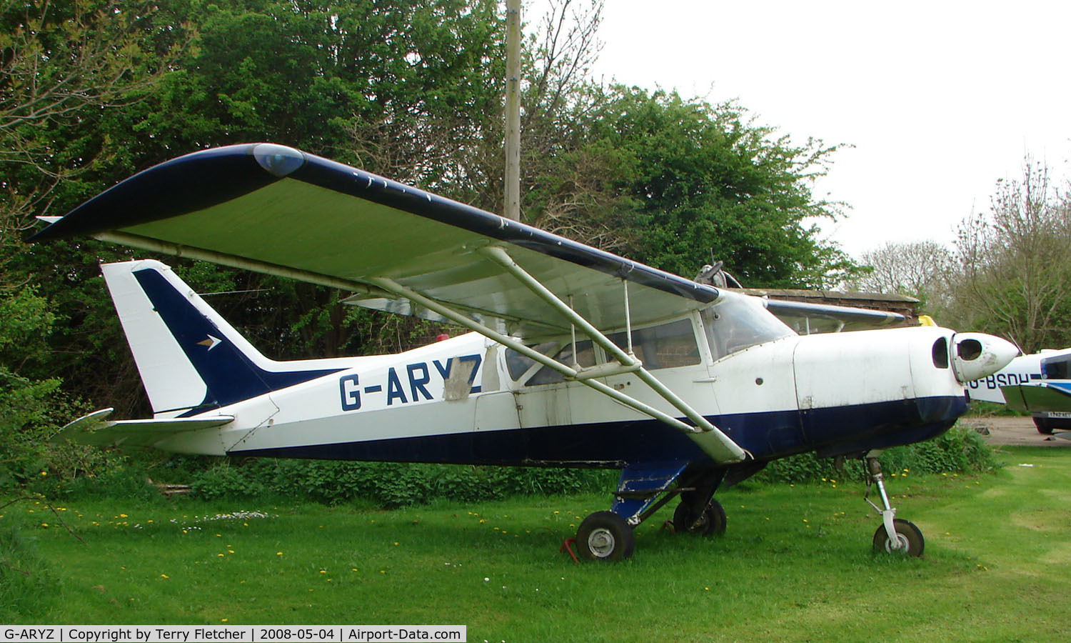 G-ARYZ, 1962 Beagle A-109 Airdale C/N B.512, Beagle at Spanhoe