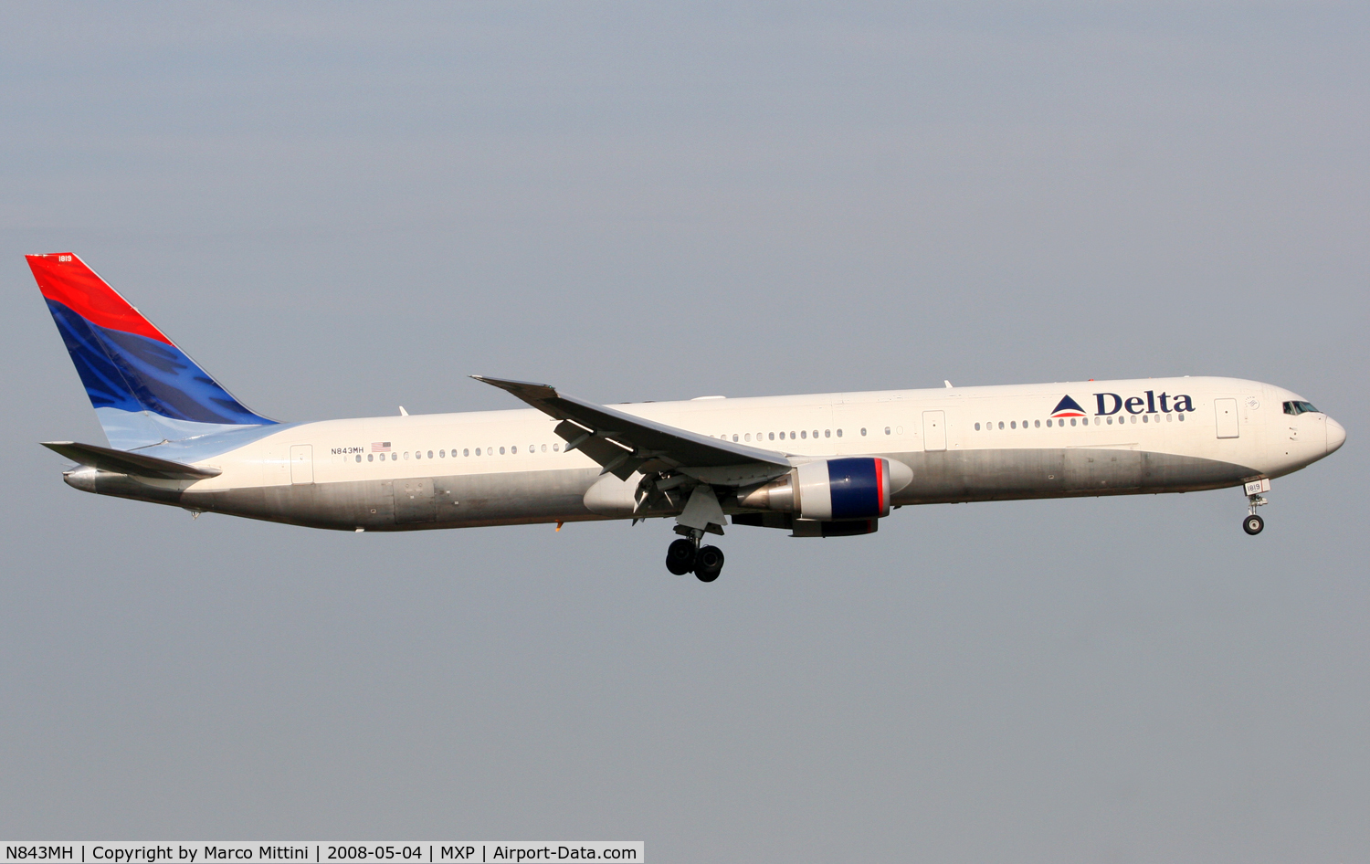 N843MH, 2002 Boeing 767-432/ER C/N 29716, Landing at Milano Malpensa
