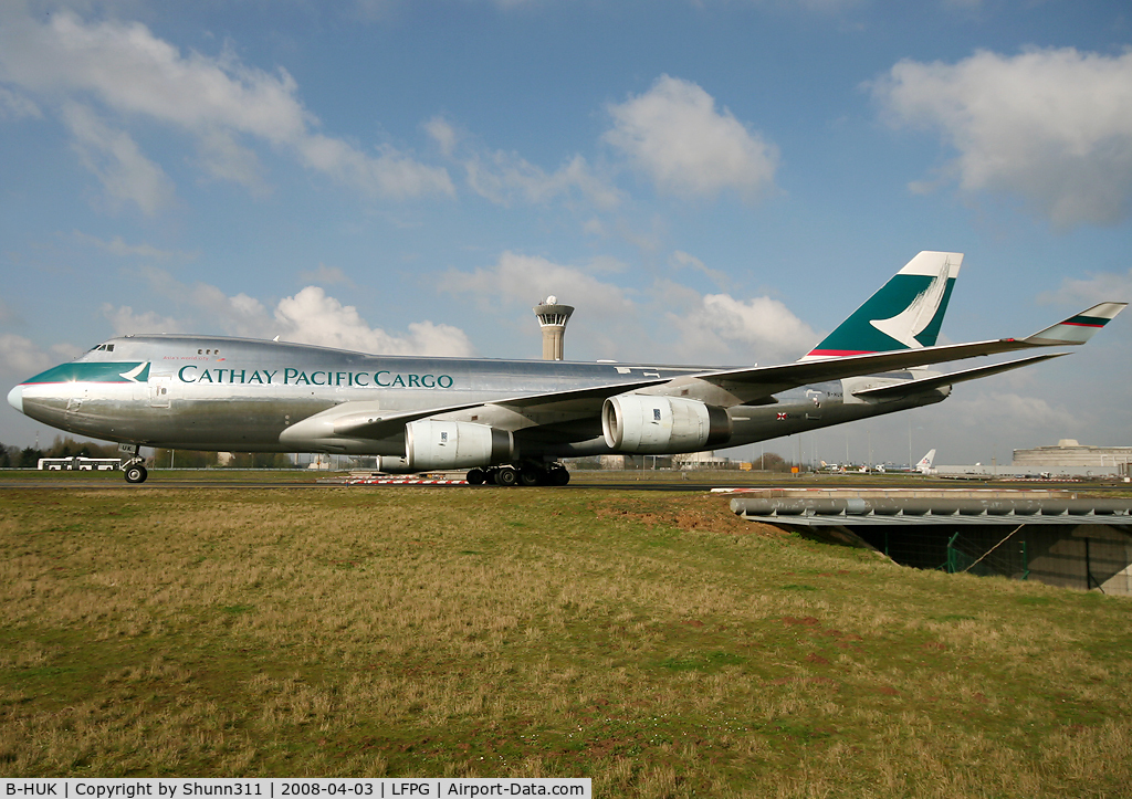 B-HUK, 1995 Boeing 747-467F/SCD C/N 27503, Rolling on taxiways parallels